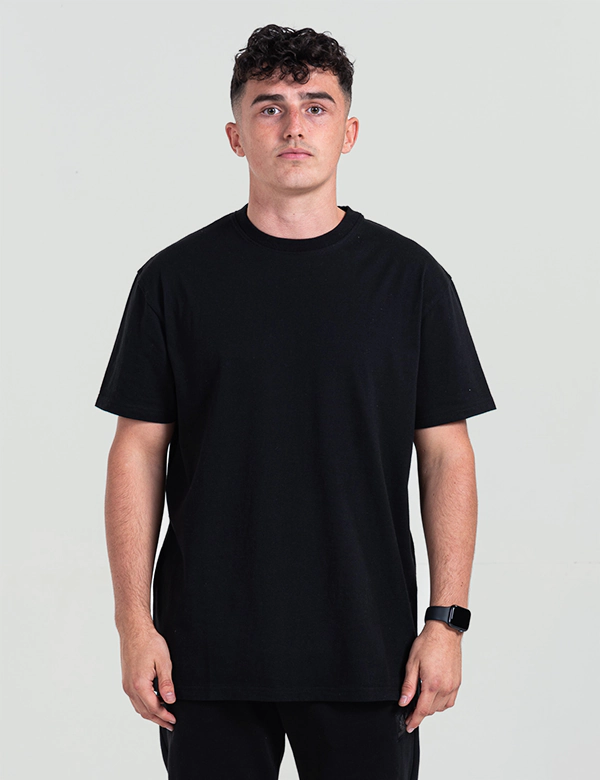 Unisex Adult Black t-shirt